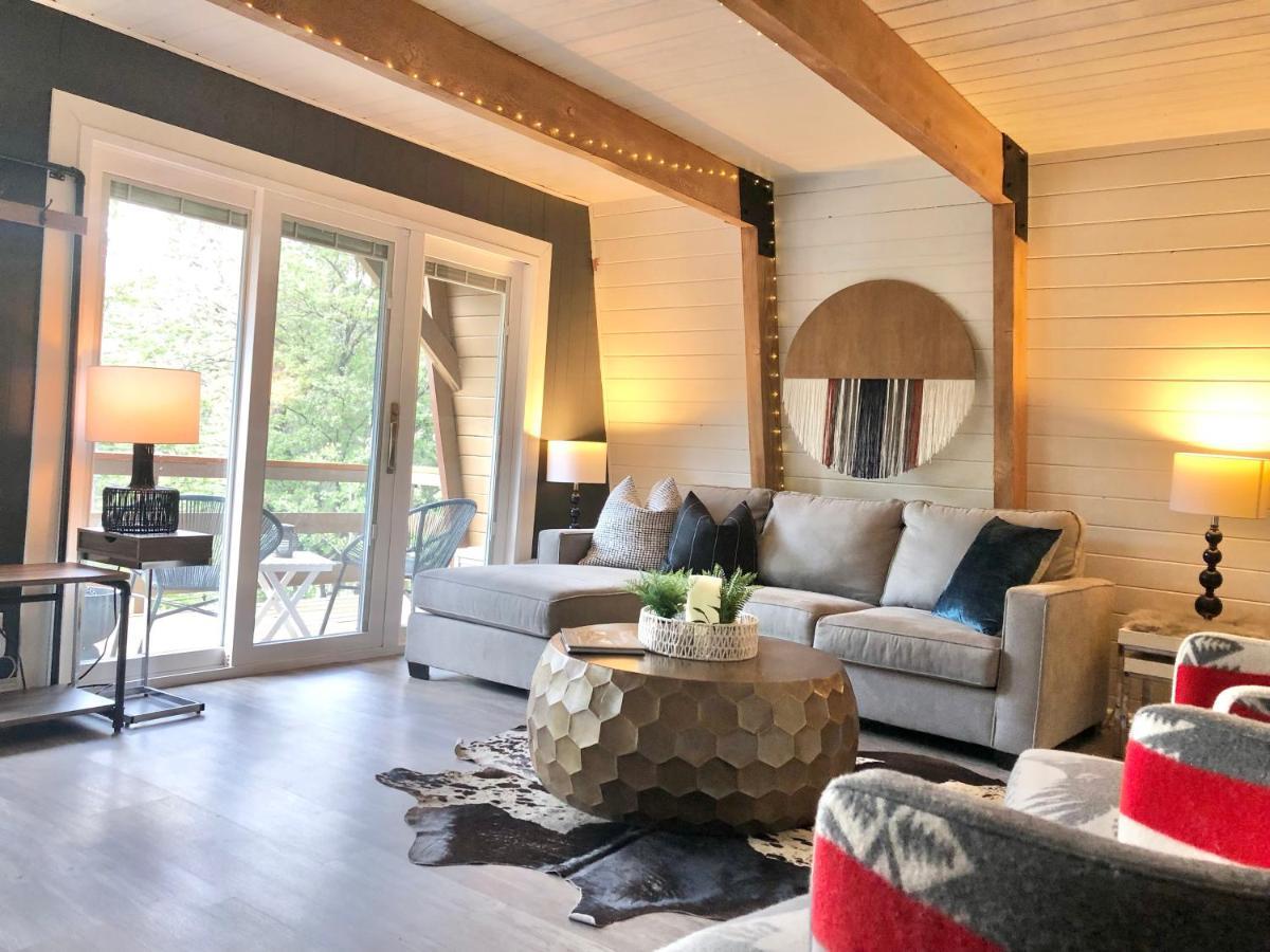 Maison Solange-Red Barn Farmhouse Style- Moonridge Big Bear City Eksteriør billede
